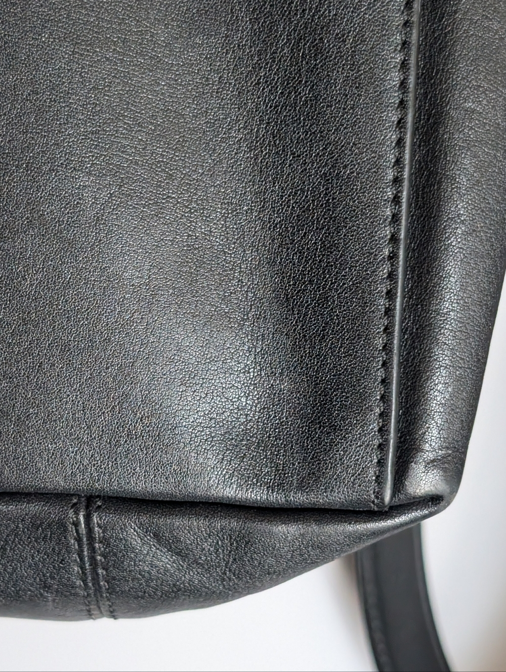 COACH Legacy Black Leather Shoulder/Crossbody 19889 in VGUC - Picture 8 of 12